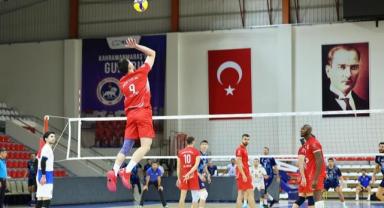Onikişubat Belediyespor Voleybol Takımı Evinde Galibiyetle Başladı..