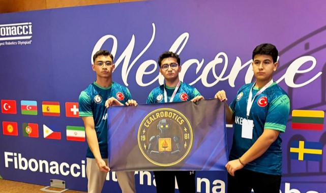 AKEDAŞ’lı Genç Mucitler, Dünya Arenasını Fethetti...