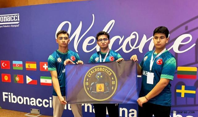 AKEDAŞ’lı Genç Mucitler, Dünya Arenasını Fethetti...