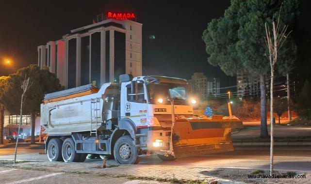 Büyükşehir, Kar Yağışı Öncesi Sahada Yerini Aldı..