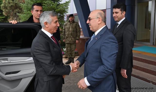İl Protokolünden KSÜ Rektörü Prof. Dr. Mahmut Ak’a Hayırlı Olsun Ziyareti..