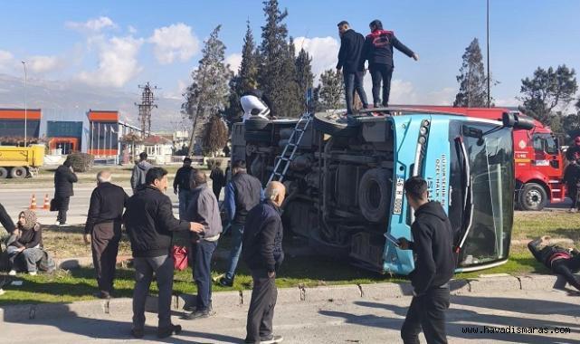Kahramanmaraş’ta kaza: 17 yaralı ..