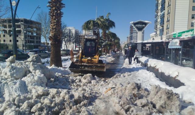 Büyükşehir'de Yayanın Can Güvenliği Önemli..