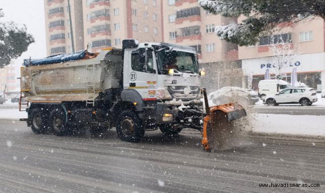 Büyükşehir’den Kar Yağışı Sonrası Arterlere Anında Müdahale..