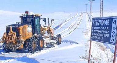 Büyükşehir, Kuzey İlçelerde 48 Araçla Karla Mücadelesini Sürdürüyor..