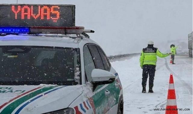 Kahramanmaraş’ta Sürücülerin Yardımına Jandarma Koştu..