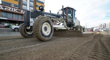 Yağışlarla Bozulan Yollara Müdahaleler Sürüyor..