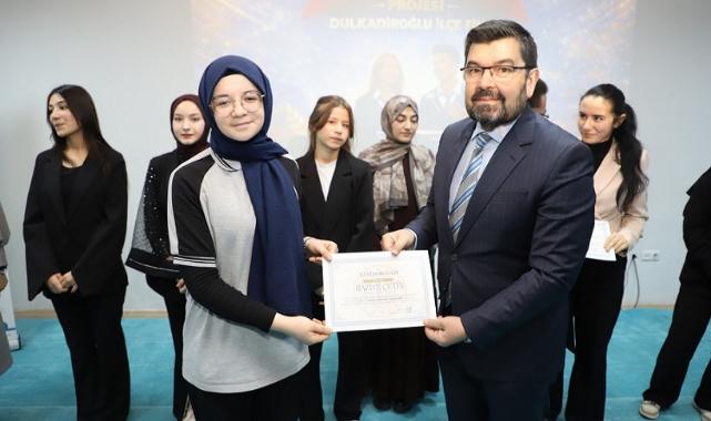 Gençler Kürsüde Dulkadiroğlu İlçe Finali Heyecanlı Geçti..