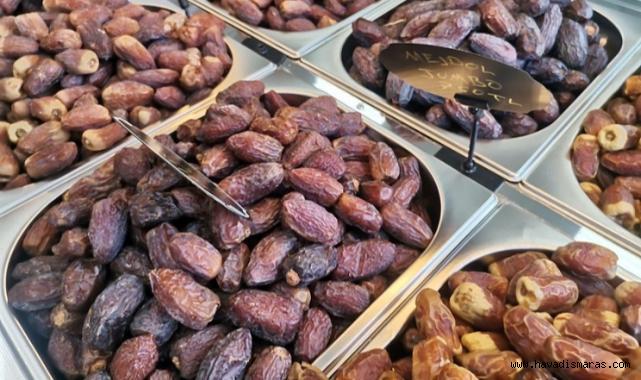 Ramazan Bereketi: Hurma Satışları Arttı..