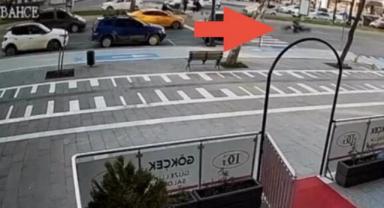 Yaya Geçidinde Feci Kaza: 2 Genç Ağır Yaralandı..