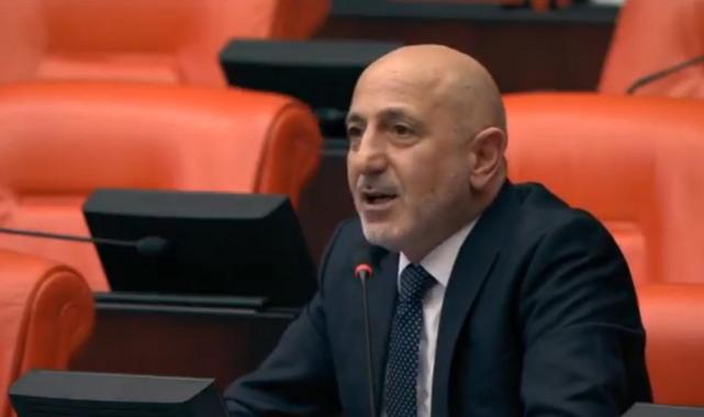CHP’li Öztunç: “Depremin üzerinden 3 yıl geçti, Narlı’da tek bir TOKİ konutu yapılmadı” 