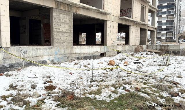 Kahramanmaraş’ta 18 Yaşındaki Genç Kız İnşaattan Atlayarak Hayatını Kaybetti 