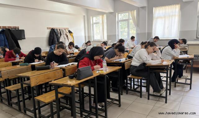 Gençler Gerçek Sınav Atmosferini Büyükşehir’in Denemeleriyle Yaşıyor