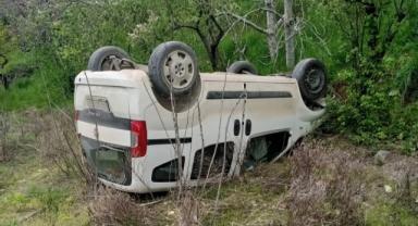 Kahramanmaraş'ta hafif ticari araç takla attı: 1 yaralı 
