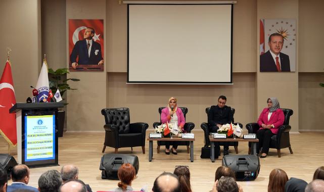 Uzman İsimler Otizmi Tüm Yönleriyle Ele Aldı 