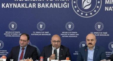 Afşinbey Eğitim Vakfı’ndan Ankara’daki Öğrencilere Kariyer ve Burs Desteği..