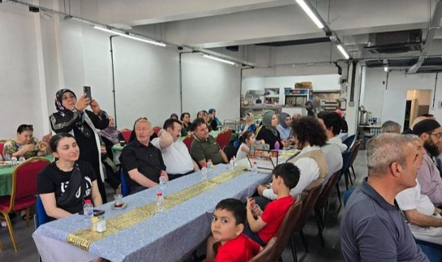 Londra’da Kahramanmaraşlılar Bayramlaştı..