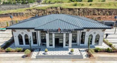 Onikişubat Belediyesi’nin Kale Gençlik Merkezi hizmete açılıyor