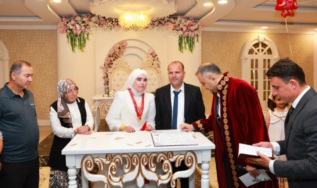 Kahramanmaraş’ta Sevgi Engel Tanımadı: Doğuştan Görme Engelli İki Öğretmen Hayatlarını Birleştirdi