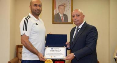 Öğr. Gör. Harun Jira’nın Görev Aldığı U16 Çim Hokeyi Milli Takımı Avrupa Şampiyonu Oldu!