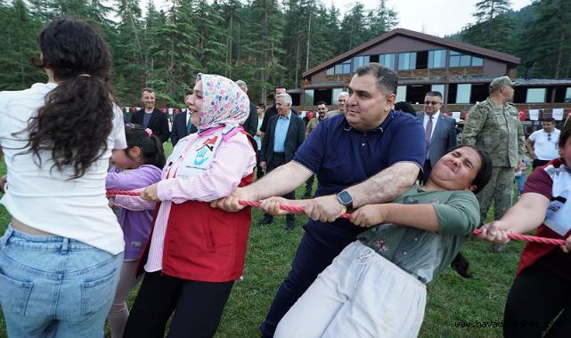 Şehit ve Gazi Çocuklarının Karne Sevinci Başkonuş’ta Yaşandı..