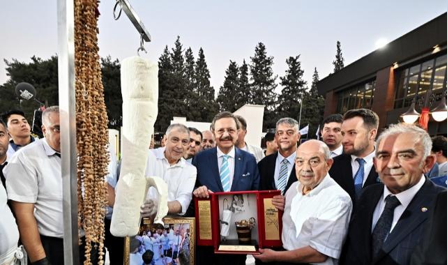KMTSO Yeni Hizmet Binası Hisarcıklıoğlu'nun Katıldığı Törenle Açıldı..