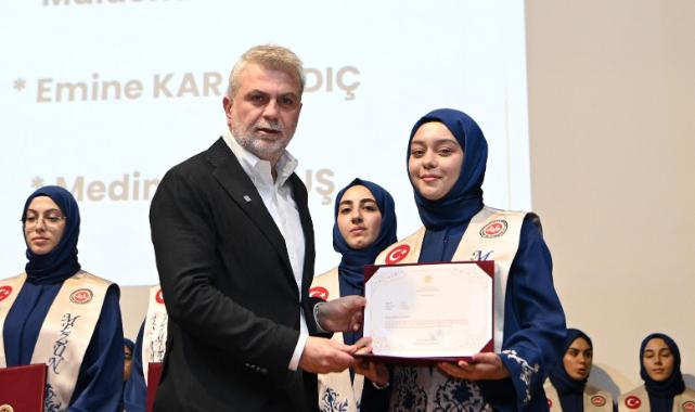Başkan Görgel: “Hafızlarımız, Azimleri ve Disiplinli Çalışmalarıyla Örnek Bir Başarıya İmza Attı”