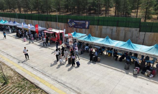 Üniversite Öğrencilerine Şehre İlk Adımda Sıcak Karşılama