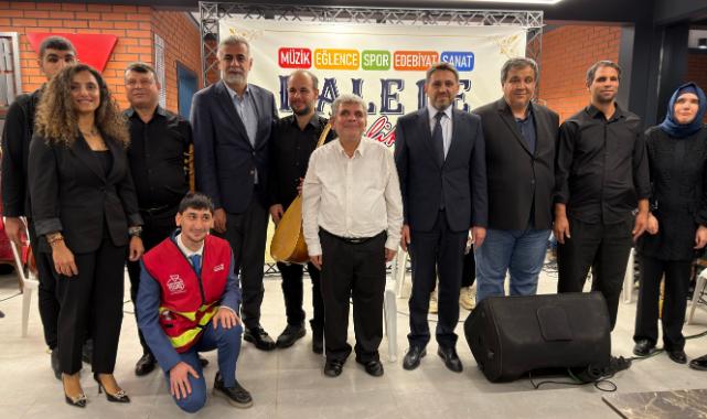 Beyaz Baston Bir Yardım Çağrısı Değil, Özgürlüğün ve Bağımsızlığın Simgesidir