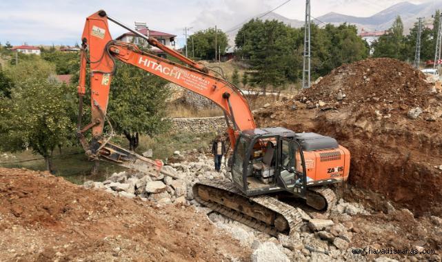 Büyükşehir’den Göksun Kırsalında Köprü Menfez Yatırımı