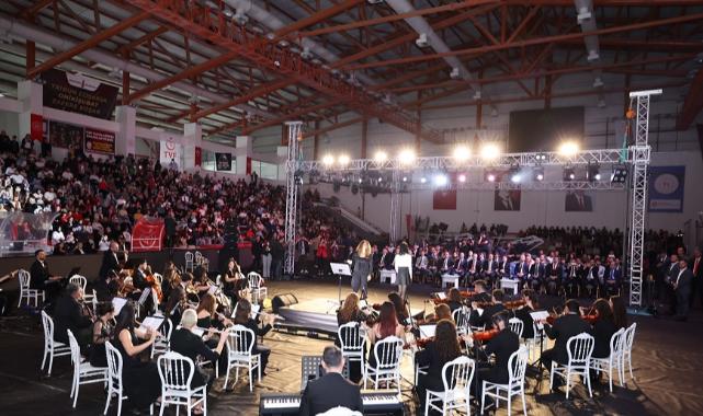 Onikişubat Belediyesi 1300 kişilik Konserle Cumhuriyet’in 103. Yılına Damga Vurdu..