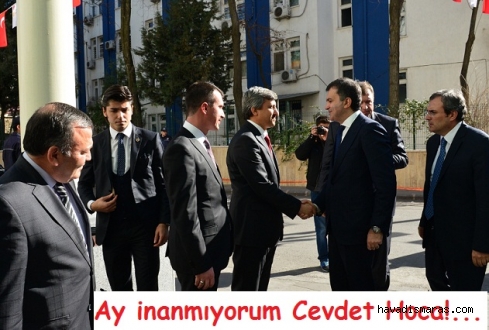 Aaaaaa Bu Cevdet Hoca değil mi?