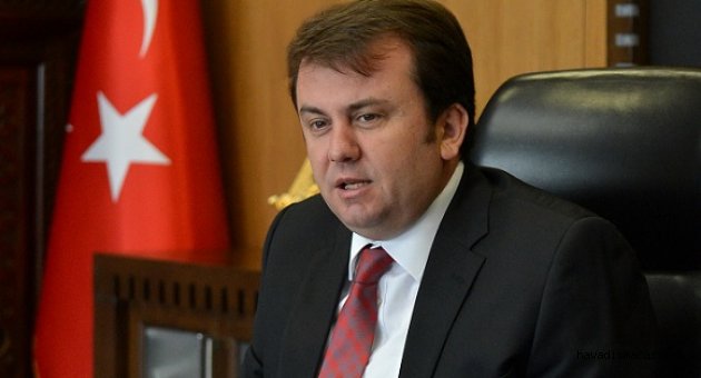 ATATÜRK TARİHE MAL OLMUŞ BİR LİDERDİR..