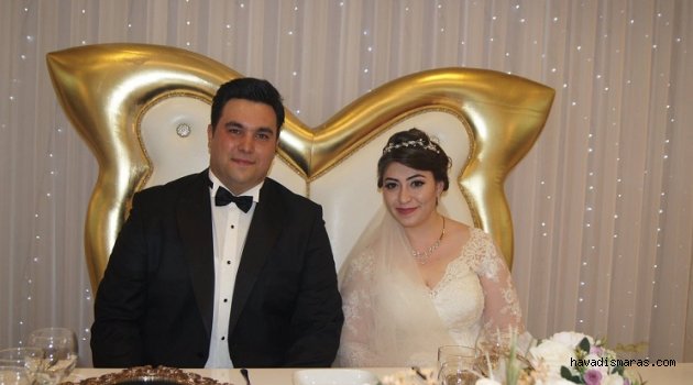 BİR YASTIKTA GOCASINLAR..