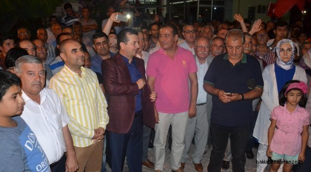 BİZLER DÜNDE BİRDİK, ŞİMDİDE BİRİZ”