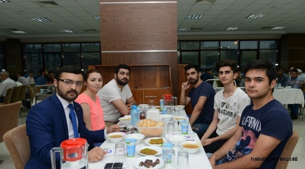 BU İFTAR MİLLETLER ARASI..