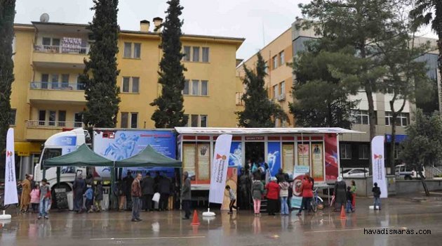 ÇANAKKALE GEZİCİ TIRI TÜRKOĞLU’NDA…