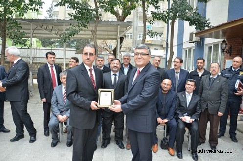 DİYANET-SEN’ DEN, EMNİYET MÜDÜRÜ METİN AŞIK’A PLAKET