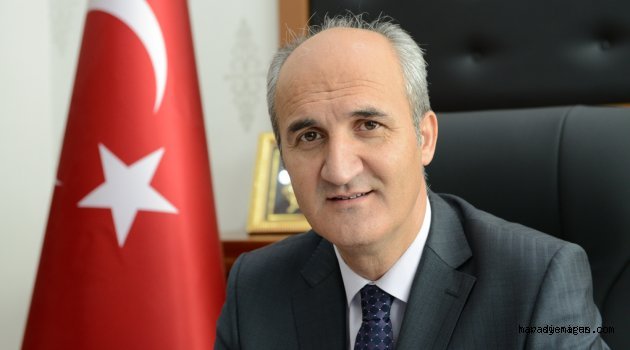 GELECEĞE YÖN VEREN ÖĞRETMENLERDİR