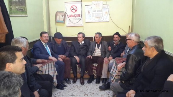 MAHİR ÜNAL GÖKSUNDA ÇAYHANE KEYFİ YAPTI..