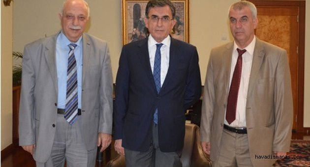SURİYE’LİLERE YARDIM ETMEK TARİHİ BİR GÖREVDİR..