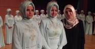 28 HAFİZE TÖRENLE TAÇ GİYDİ..