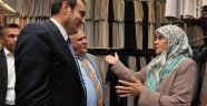 CANLI YAYINDA GÖRDÜ KOŞTU GELDİ..