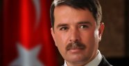 KADINLAR FEDAKARIĞIN SİMGESİDİR..