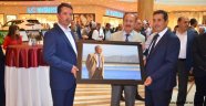 “Kuşlarla Çırpınan Göl” Piazzza’da..