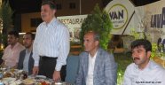 NEVZAT PAKDİL SAHUR TURUNDA..