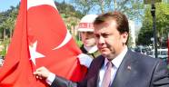 BAYRAK İNDİRİLEMEZ....