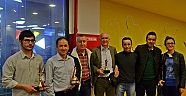 DOKTORLAR HÜNERLERİNİ BOWLİNG’DE SERGİLEDİ..