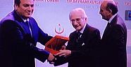 DR. AHMET YENERE BÜYÜK ÖDÜL..