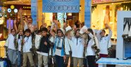 Eskimo Kasabası’nda sıra dışı eğlence..